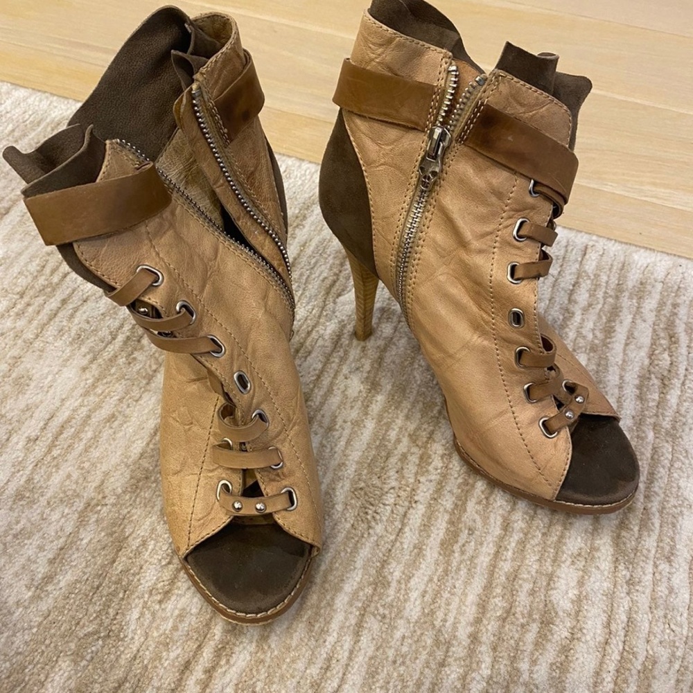 brown/beige peep toe ankle boots size 7